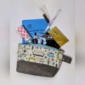 ✨ JoJo Styles Handcrafted Cosmetic Pouch + Self-Care Kit ✨ 7 Piece Set